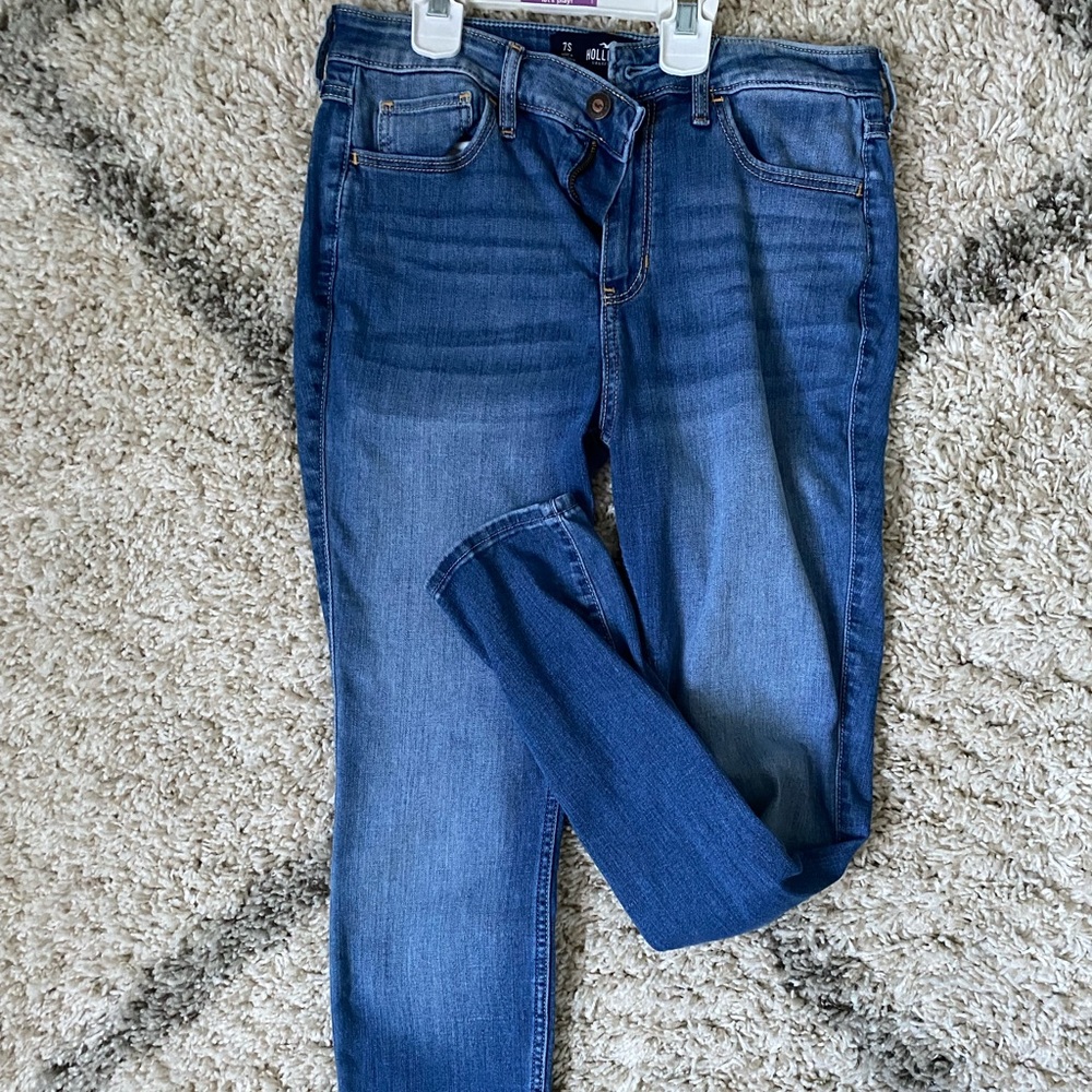Hollister Navy Blue High-rise Super Skinny Stretch Jeans.